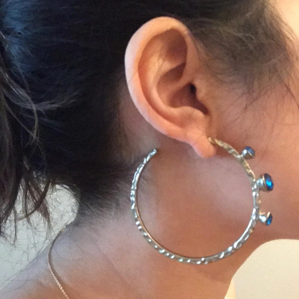 Hoop earrings - Picture 3 of 3